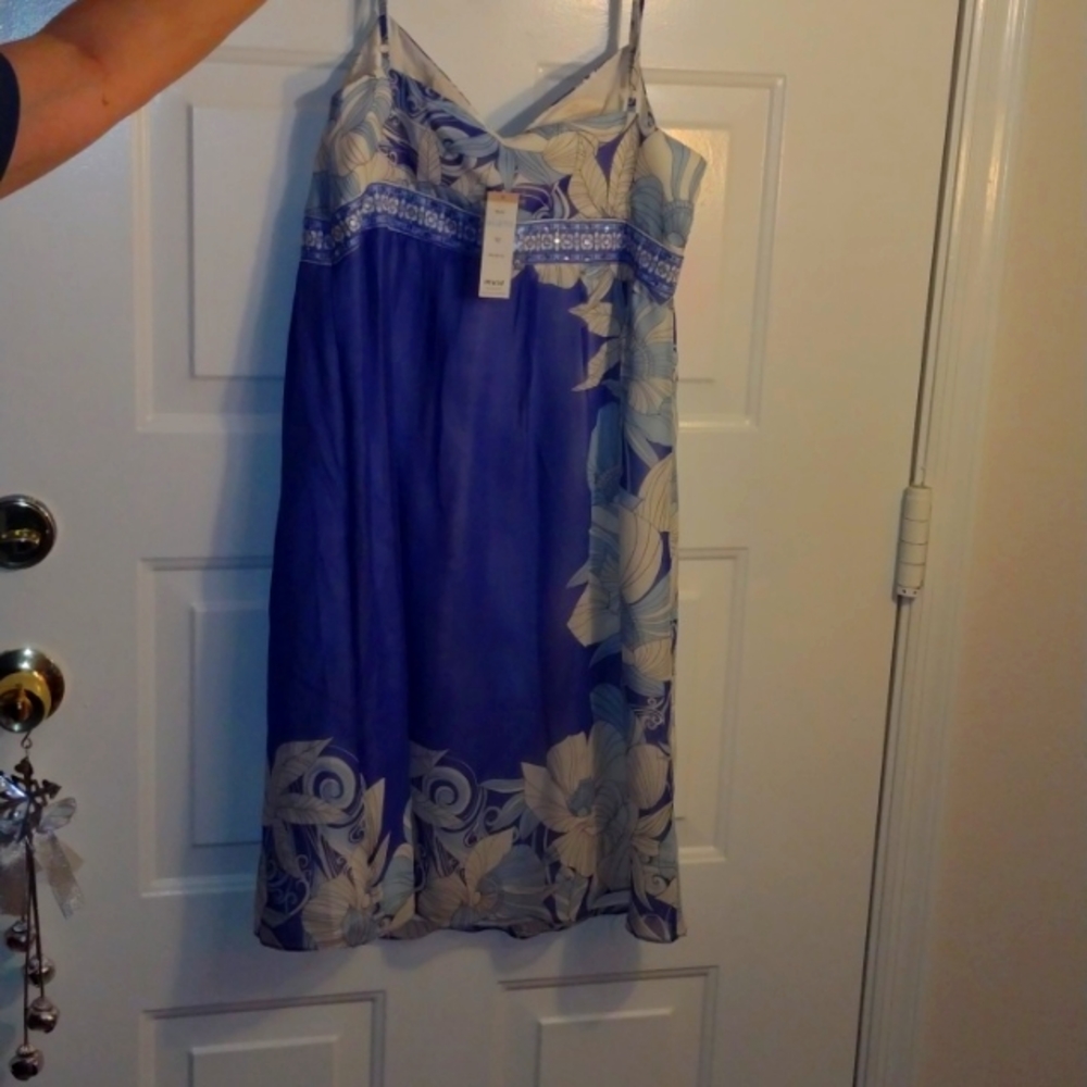 muse by Boston Proper, small size 12. New. P